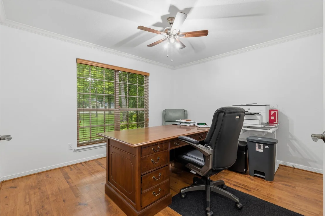 Photo of 203 Mapleleaf Street