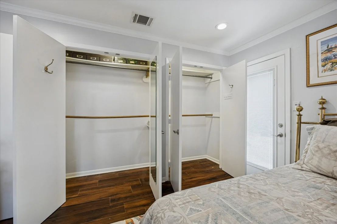 Photo of 8611 Ferris Drive