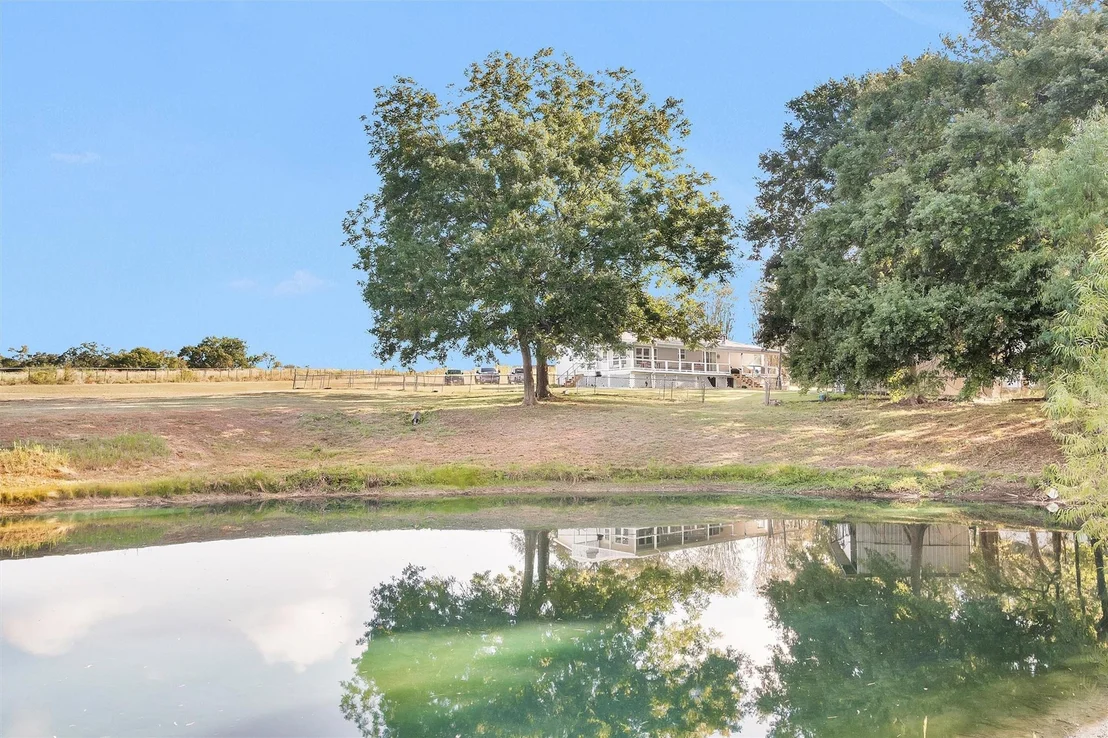 Photo of 380 Rose Hill Road