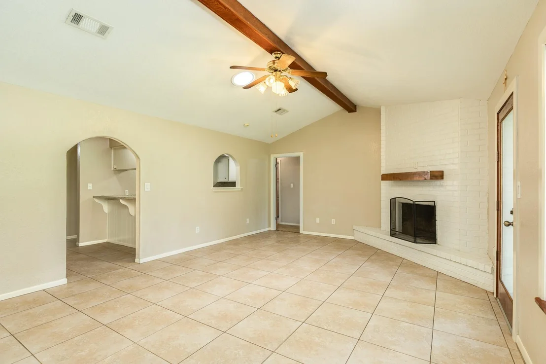 Photo of 232 Wayne Dr