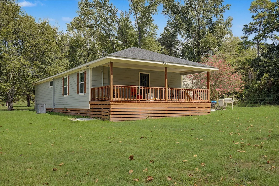 Photo of 301 Pineland Drive