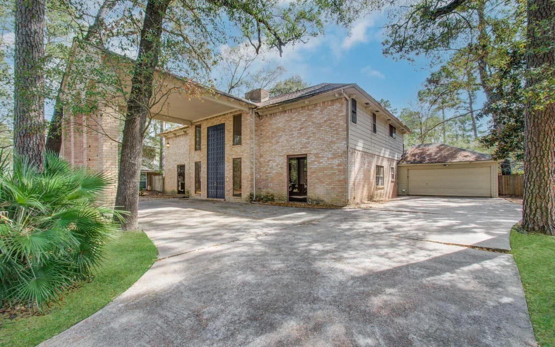 Photo of 8103 Oak Moss Drive