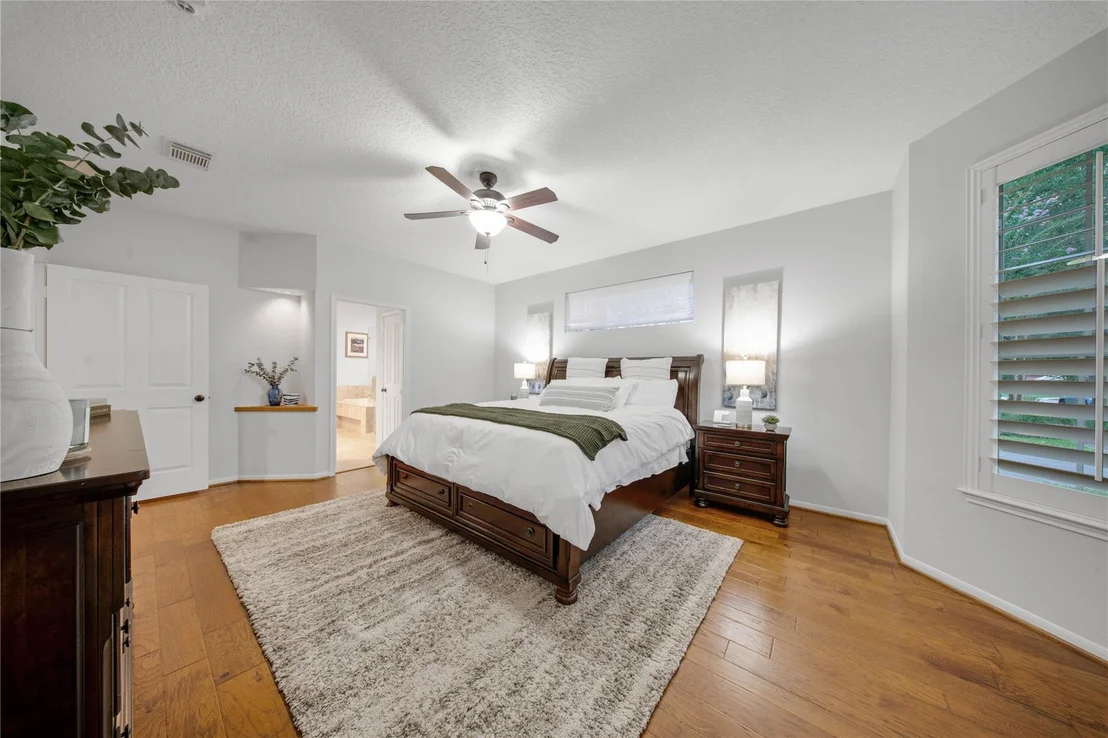 Photo of 79 N Cochrans Green Circle