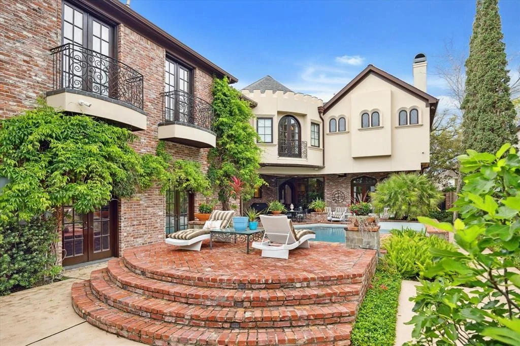 Photo of 3643 Olympia Drive