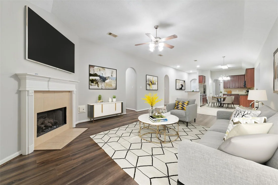 Photo of 3520 White Oak Point Drive