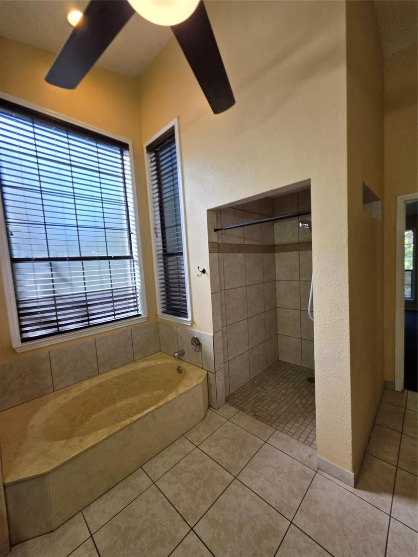 Photo of 3437 Columbia Drive