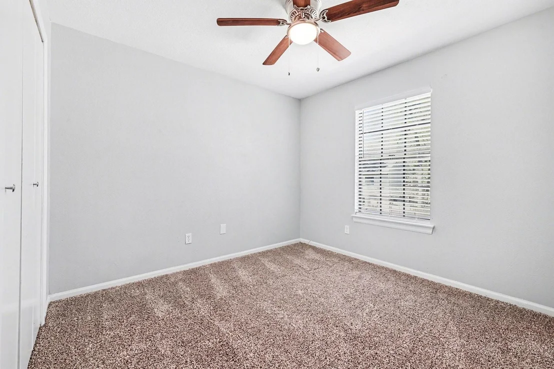 Photo of 134 E Pathfinders Circle