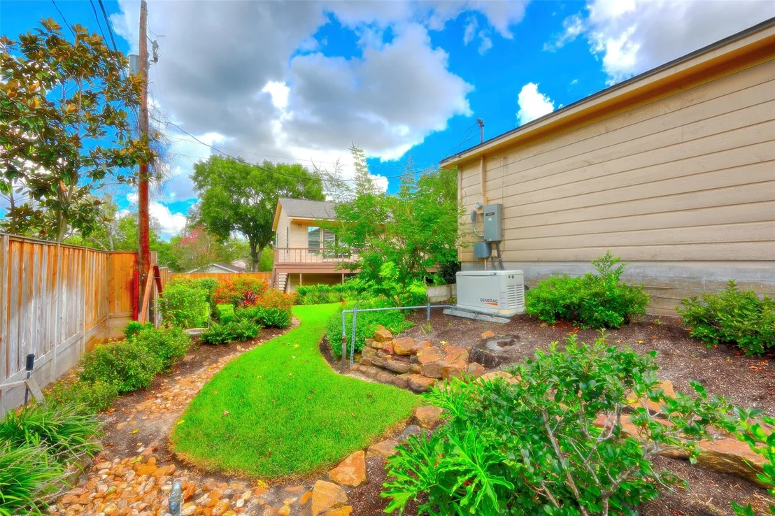 Photo of 206 Virginia Lane