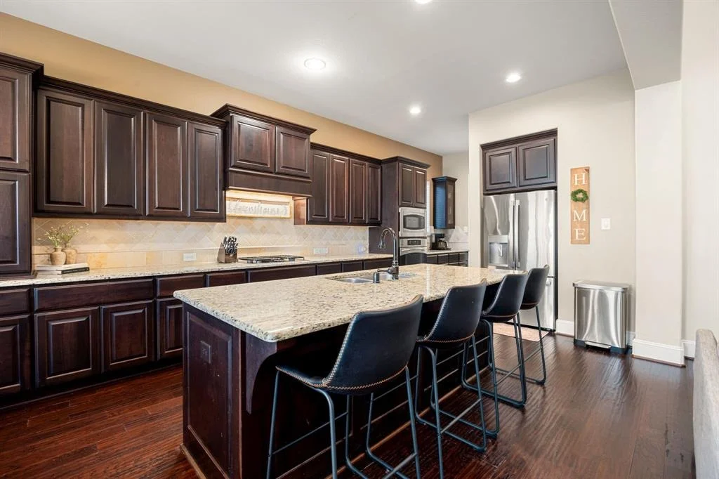 Photo of 27422 Gladway Manor Drive