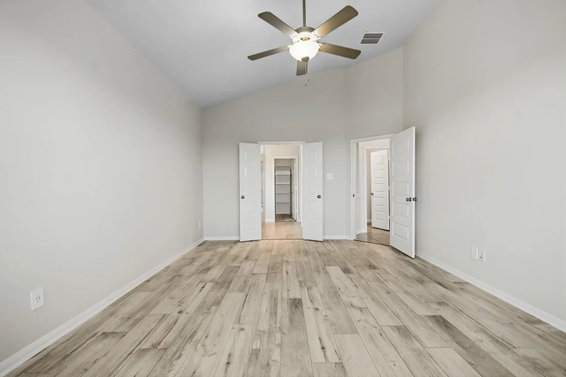 Photo of 10723 Cliffs View Drive