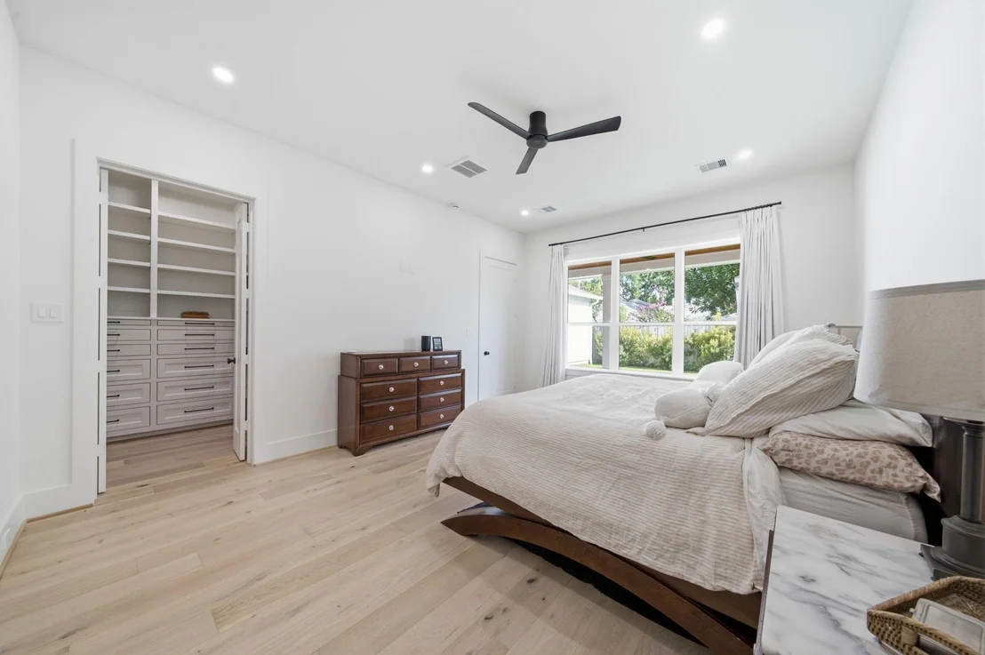 Photo of 1030 Chamboard Lane