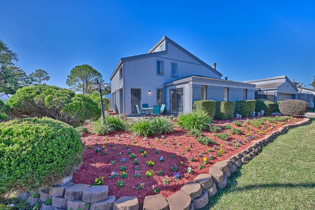Photo of 11502 Bellerive Drive