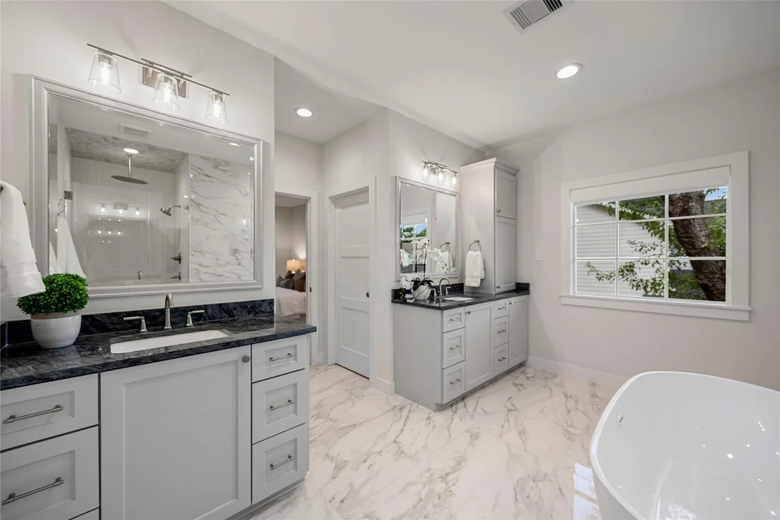 Photo of 14722 River Forest Drive