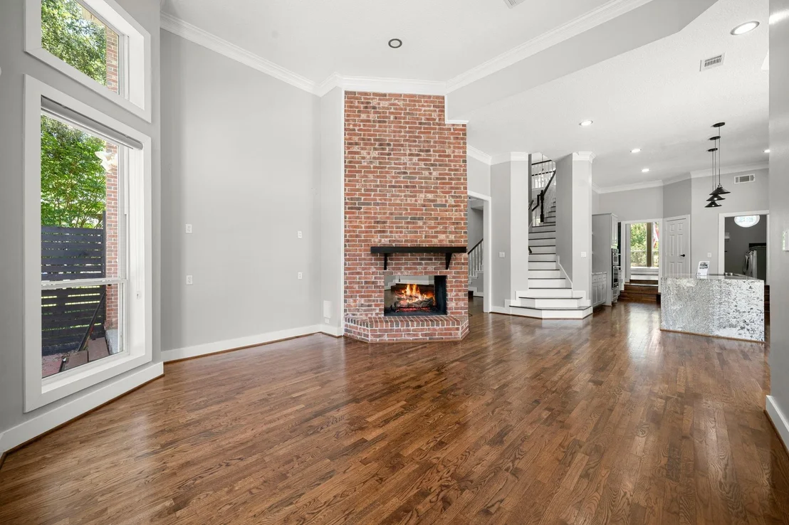 Photo of 24611 W Kingscrest Circle