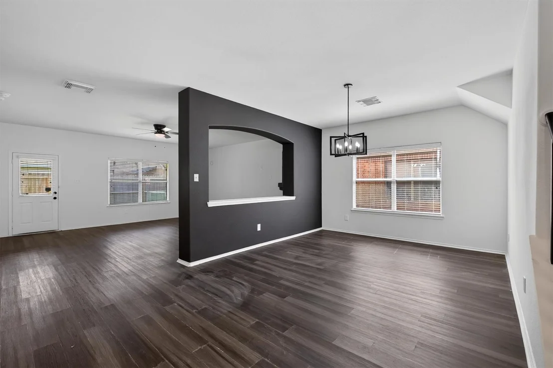 Photo of 206 Unique Court