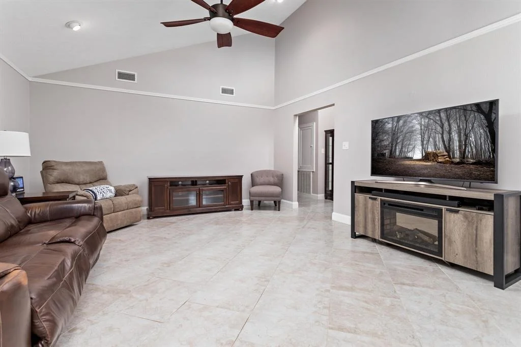 Photo of 7924 Golfhill Drive