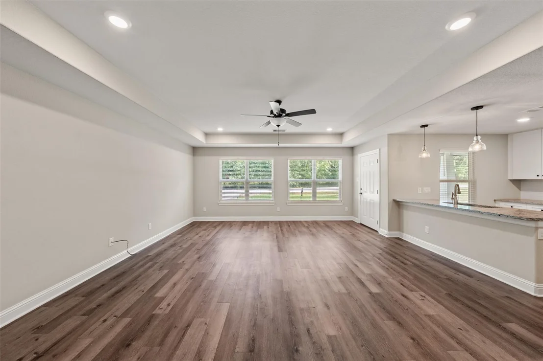 Photo of 15843 Oak Drive