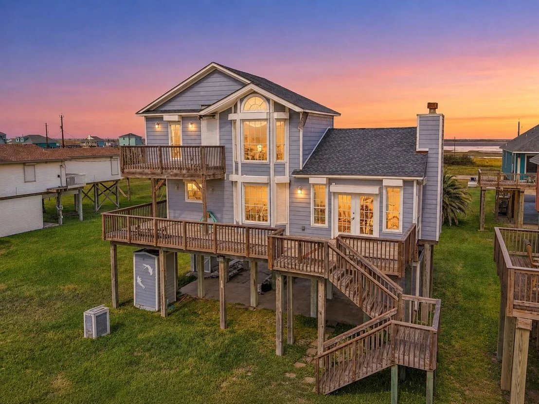 Photo of 4806 Bluewater Drive