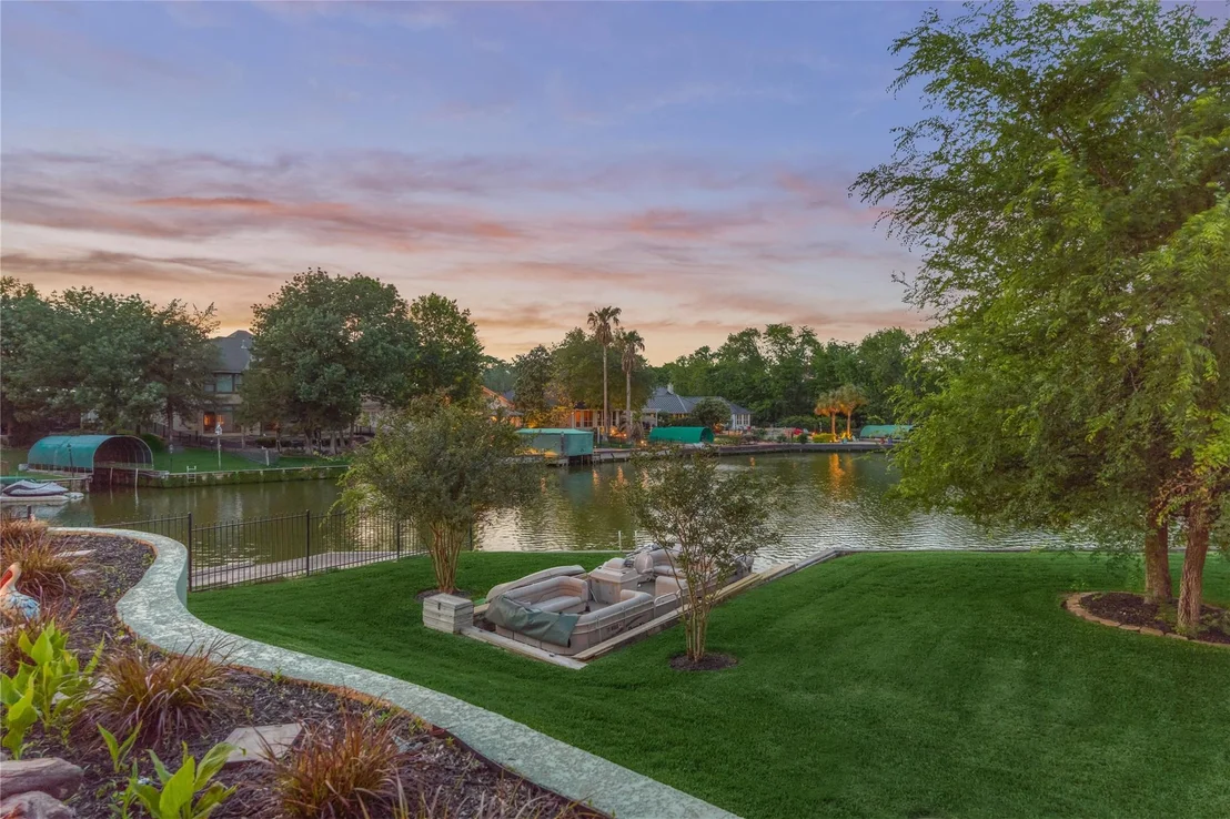 Photo of 237 Blue Heron Drive