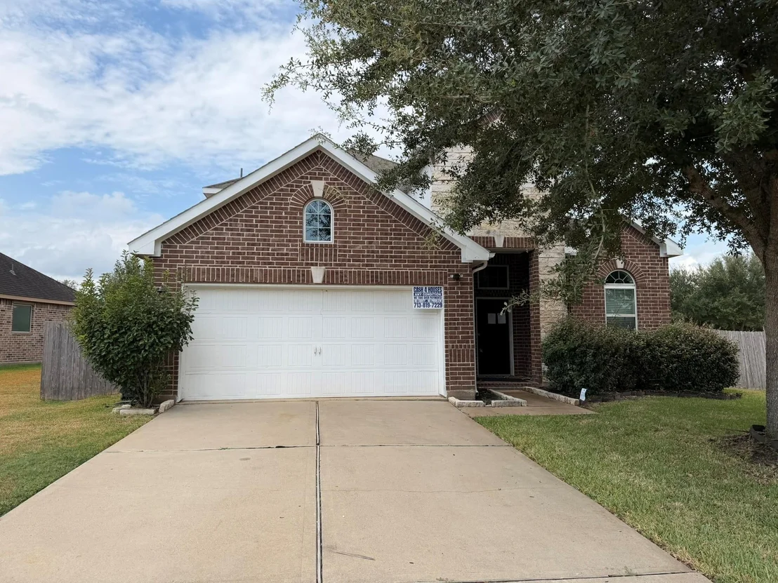 Photo of 5902 Carnaby Lane