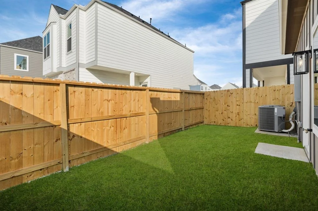 Photo of 414 Stonework Landing Lane