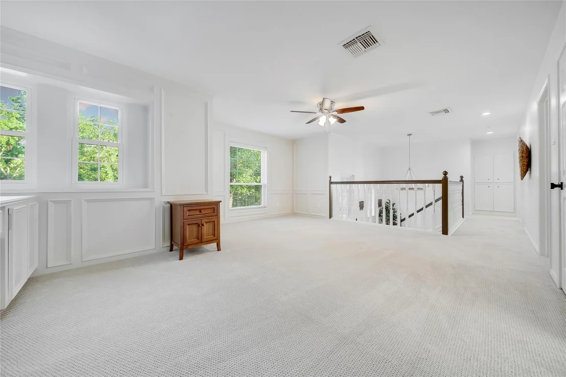 Photo of 14 Twin Springs Place