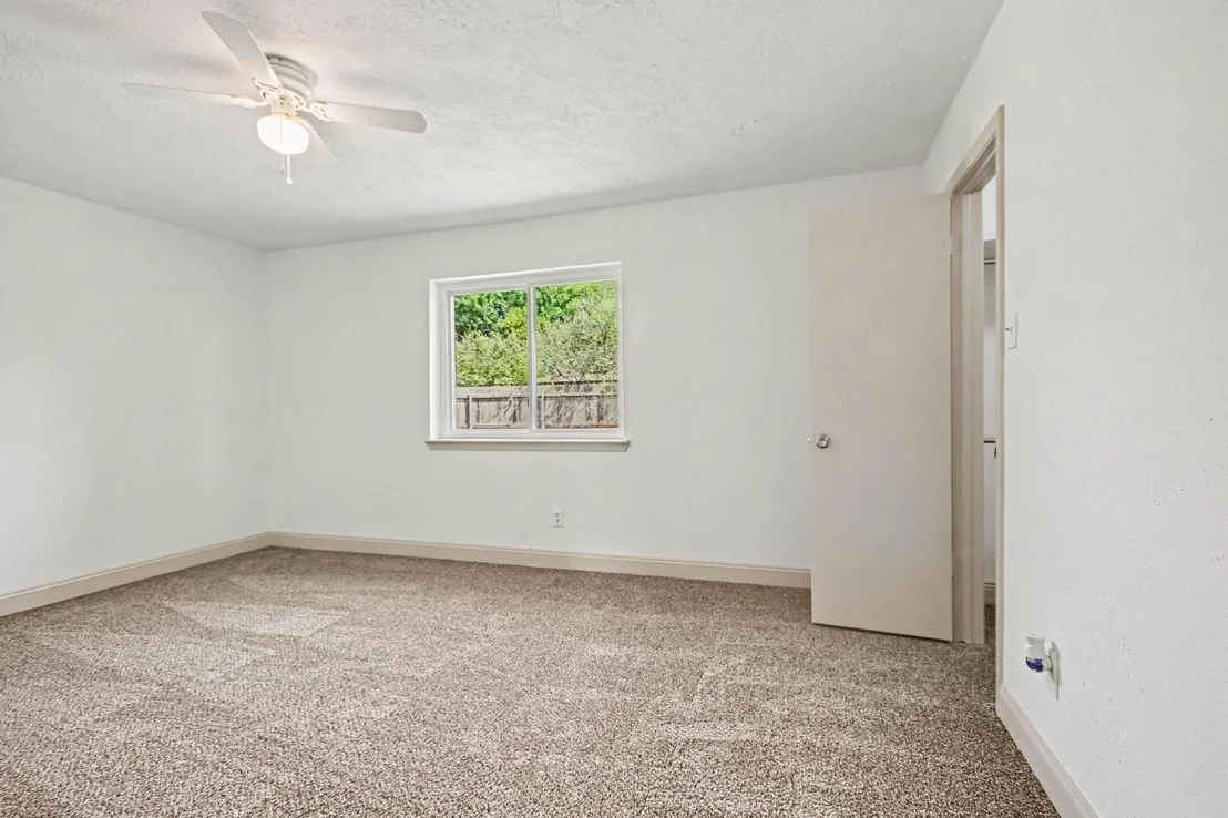 Photo of 4010 Bluebonnet Trail