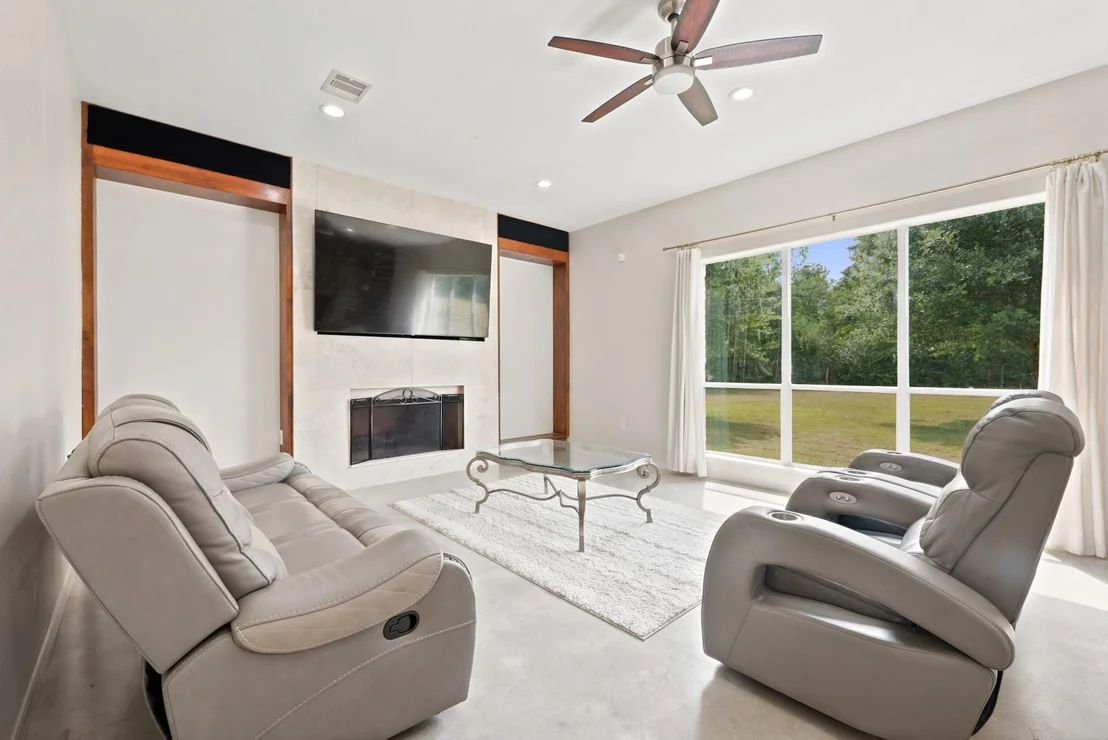 Photo of 39595 Bosque Road