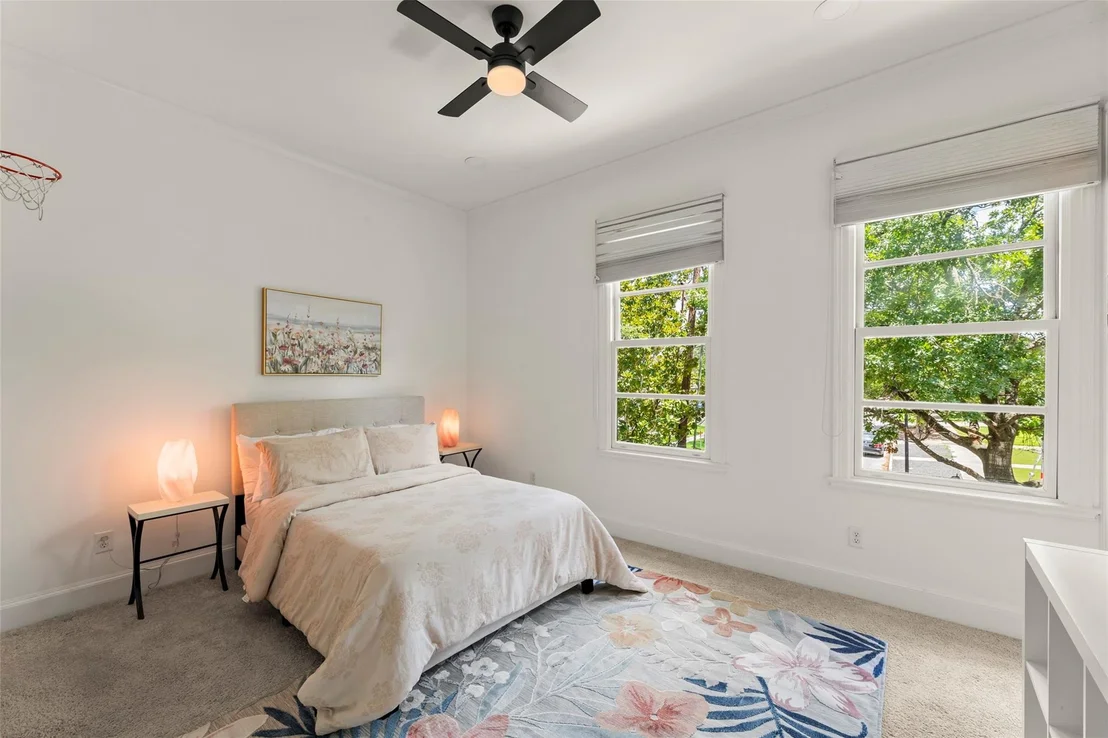 Photo of 6236 Community Drive