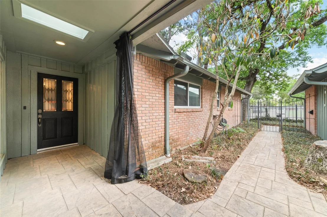 Photo of 1626 Conrad Sauer Drive