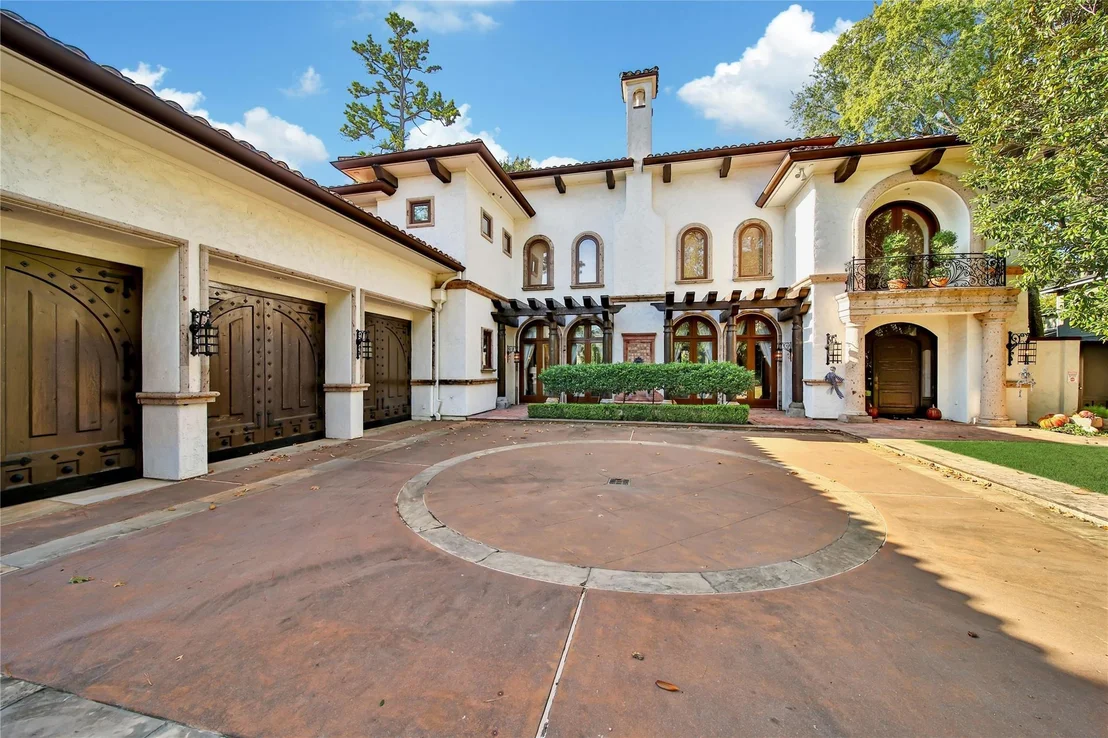 Photo of 1221 Archley Drive