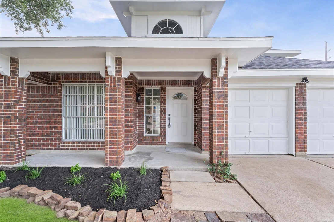 Photo of 17527 Hamilwood Drive