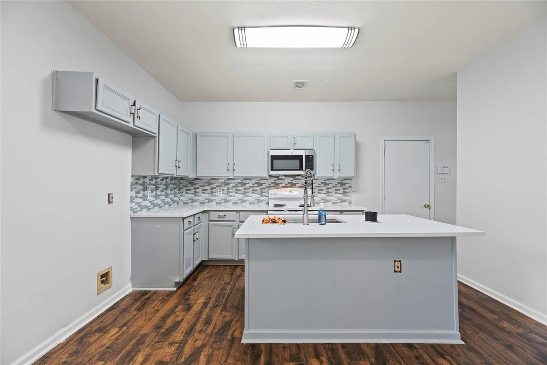 Photo of 20235 Raingate Lane