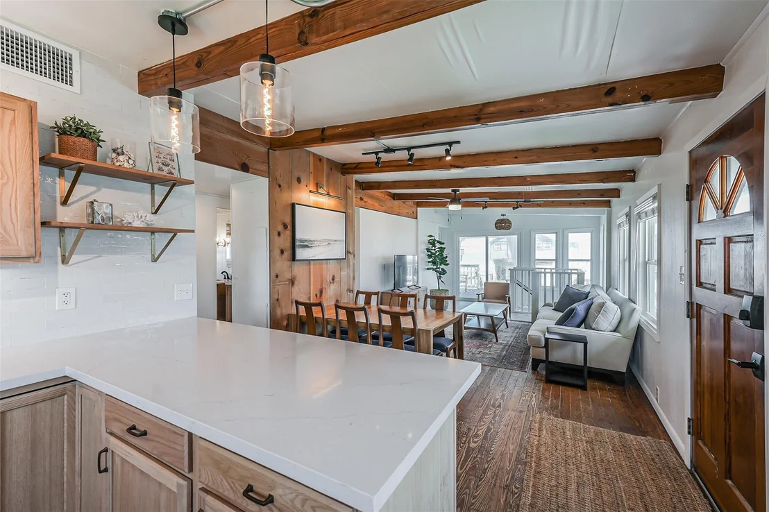 Photo of 801 Seashell Drive