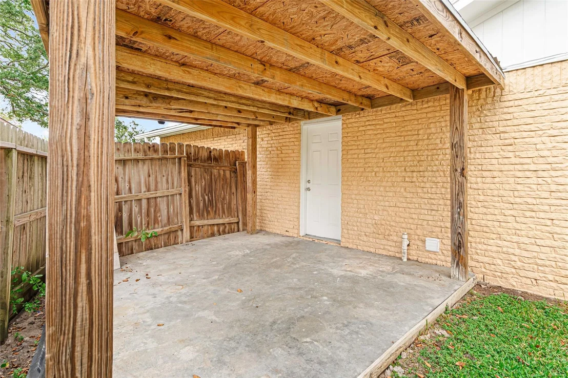 Photo of 2823 Rockarbor Drive