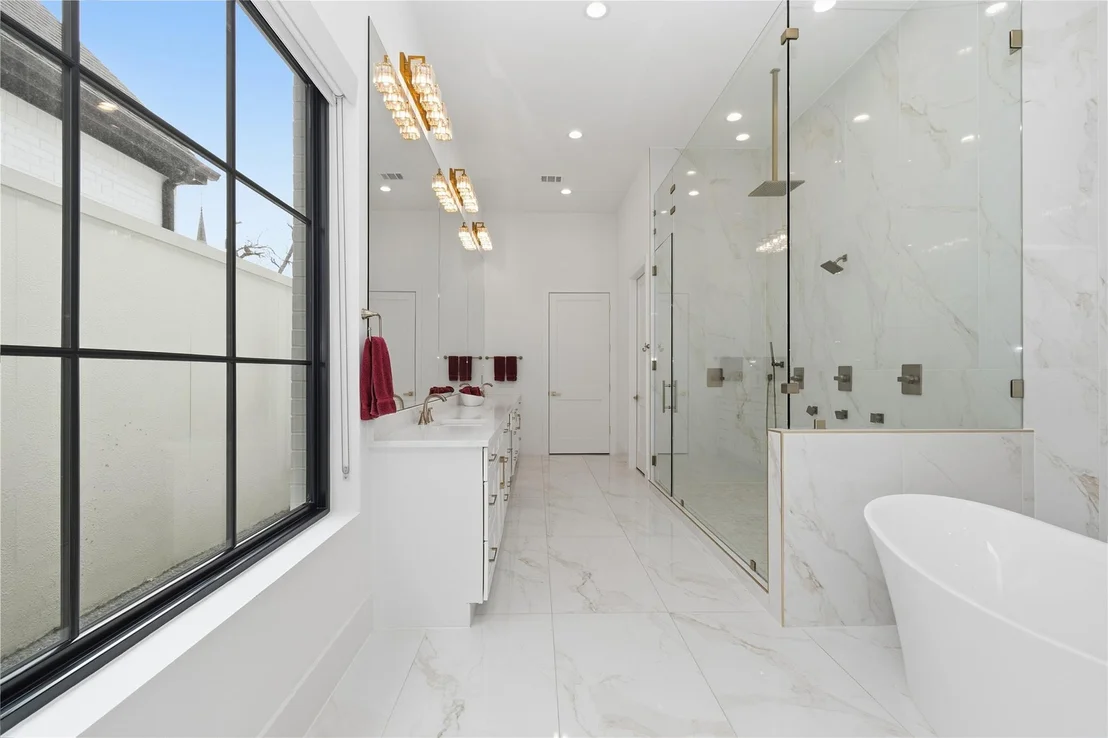 Photo of 13034 Memorial Drive
