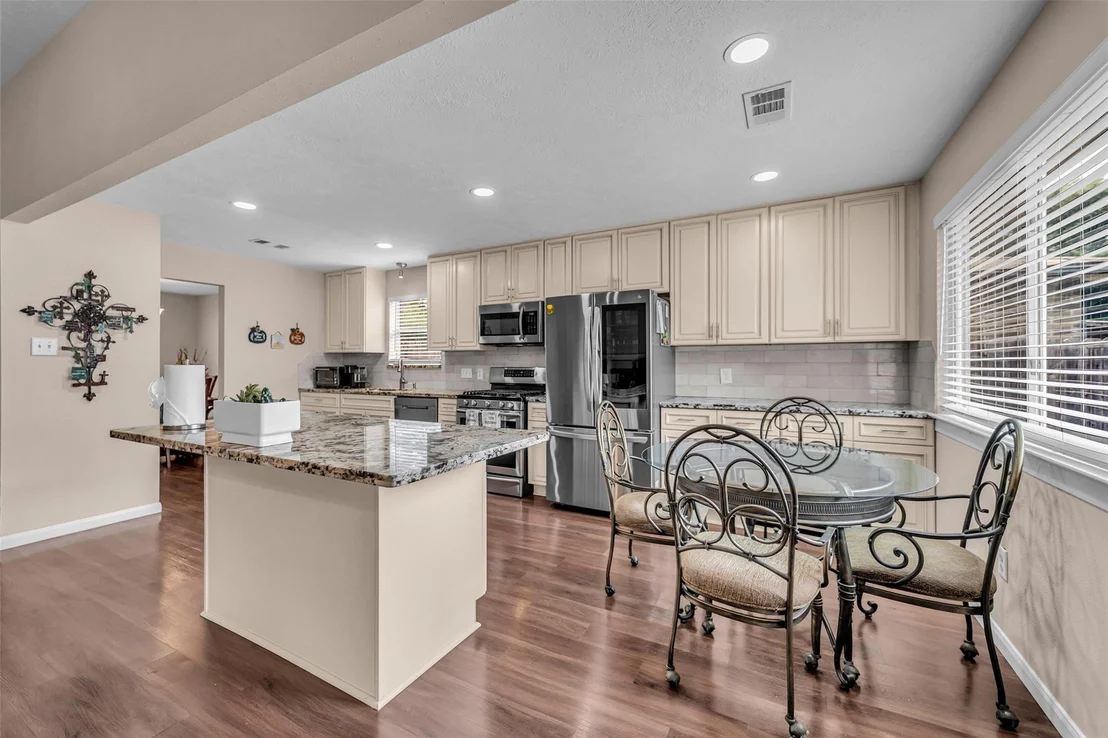 Photo of 5341 Town Park Boulevard
