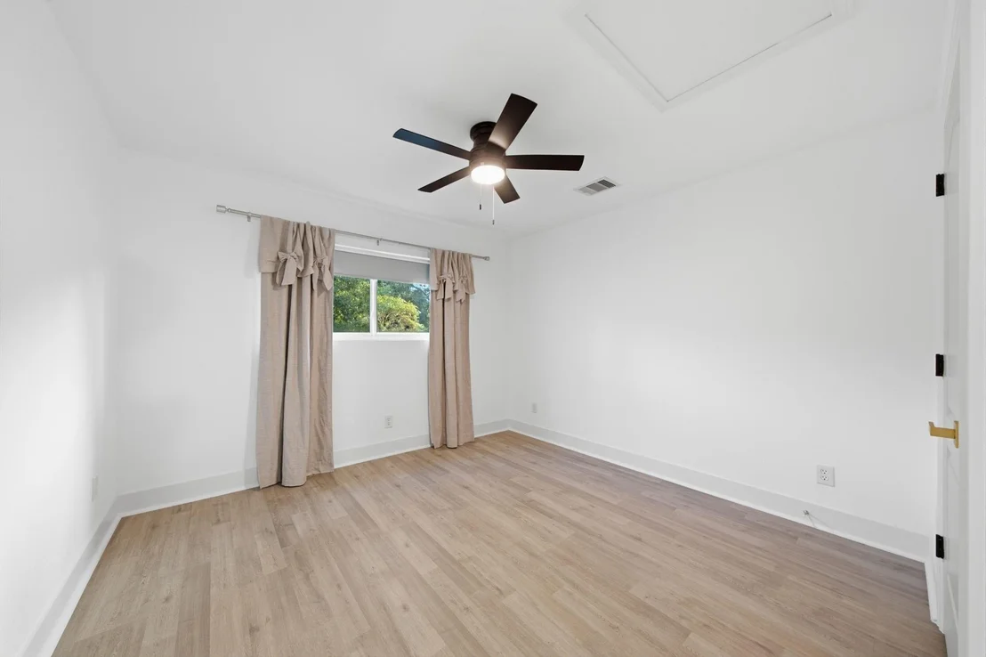 Photo of 10714 Cranbrook Road