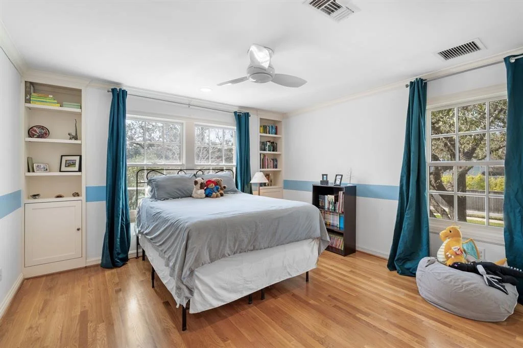 Photo of 2247 Dryden Road
