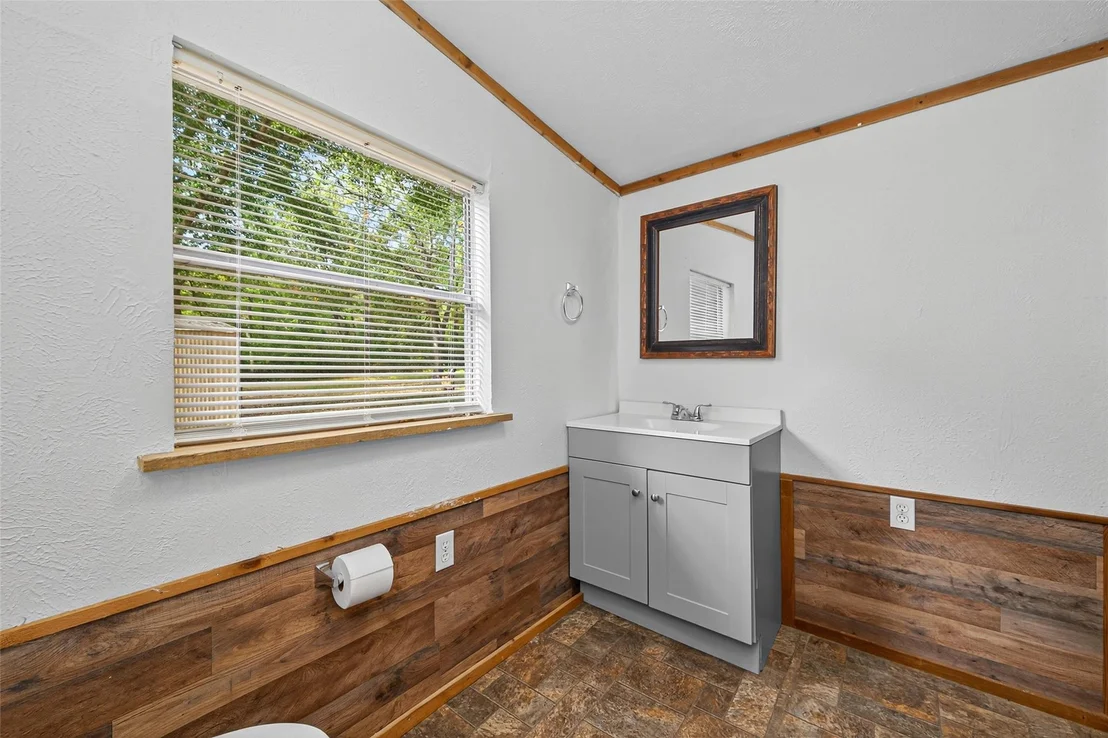 Photo of 450 Dove Creek Dr