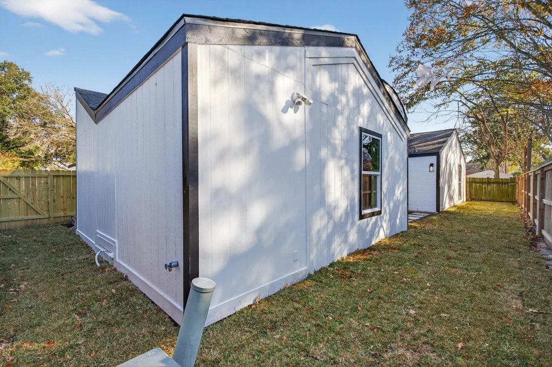 Photo of 6207 Rollingbrook Drive