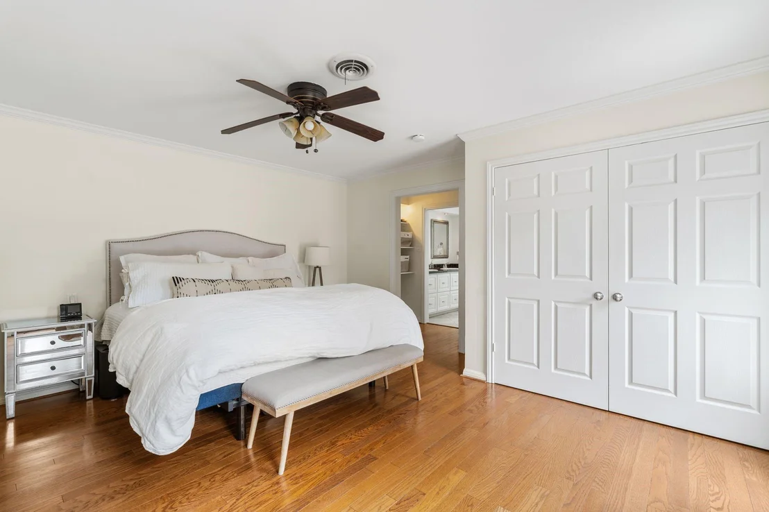 Photo of 10215 Green Tree Road