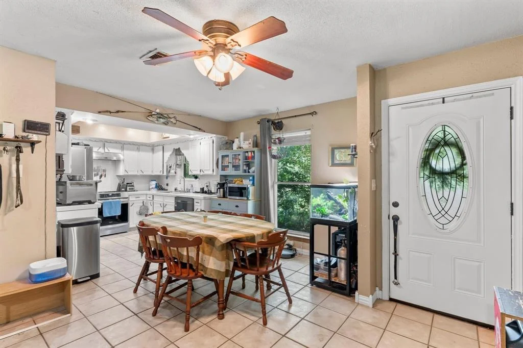 Photo of 16180 Pinewood Drive