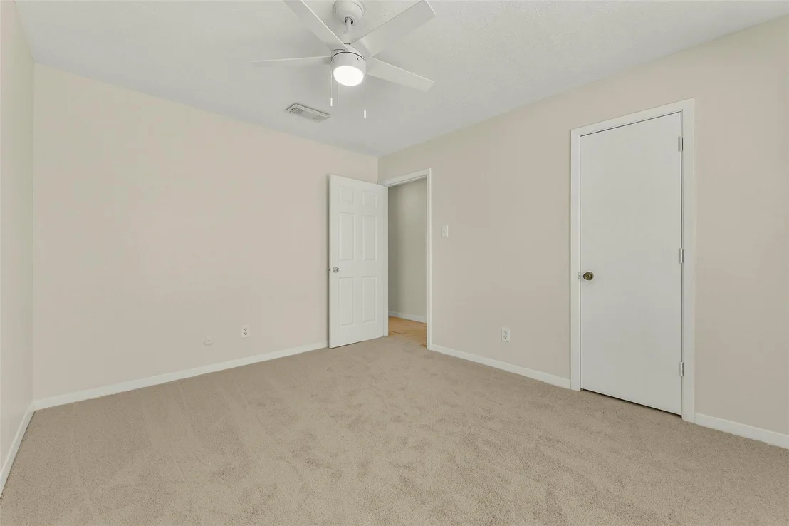 Photo of 5003 Colombia Drive
