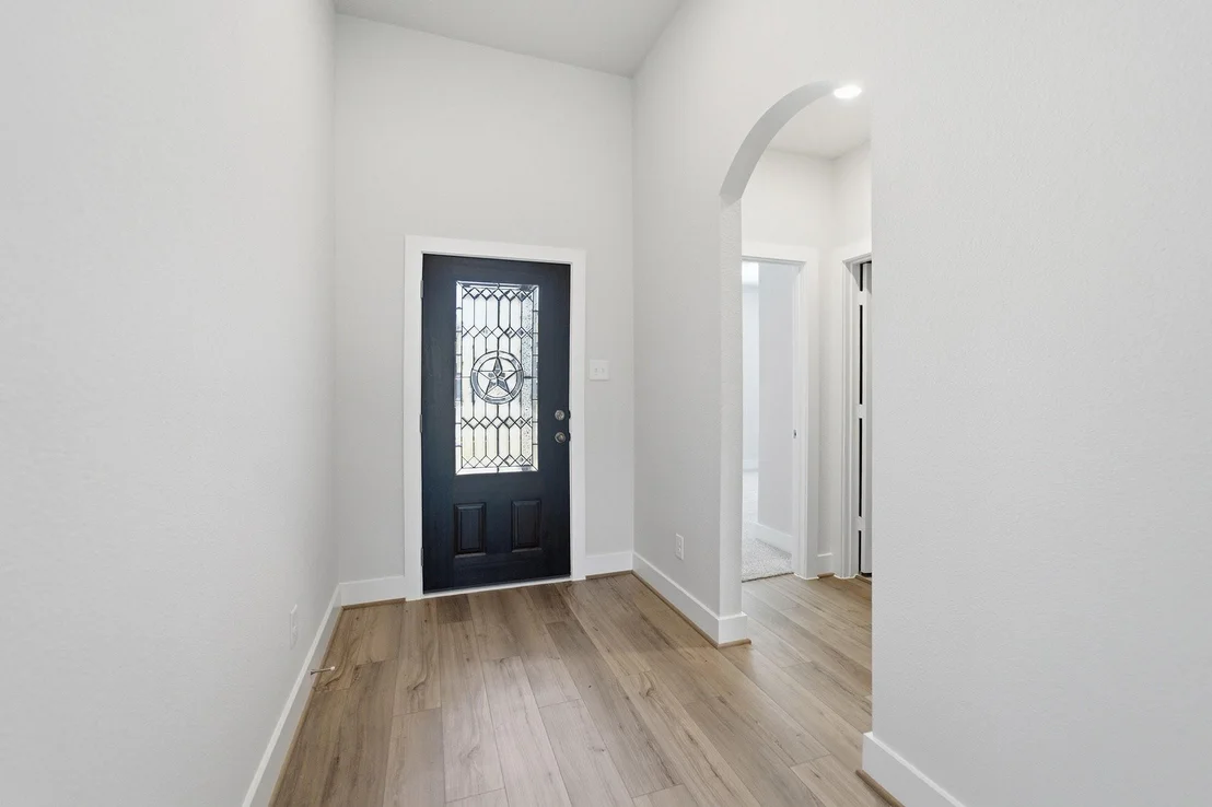 Photo of 826 White Pine Haven Ln