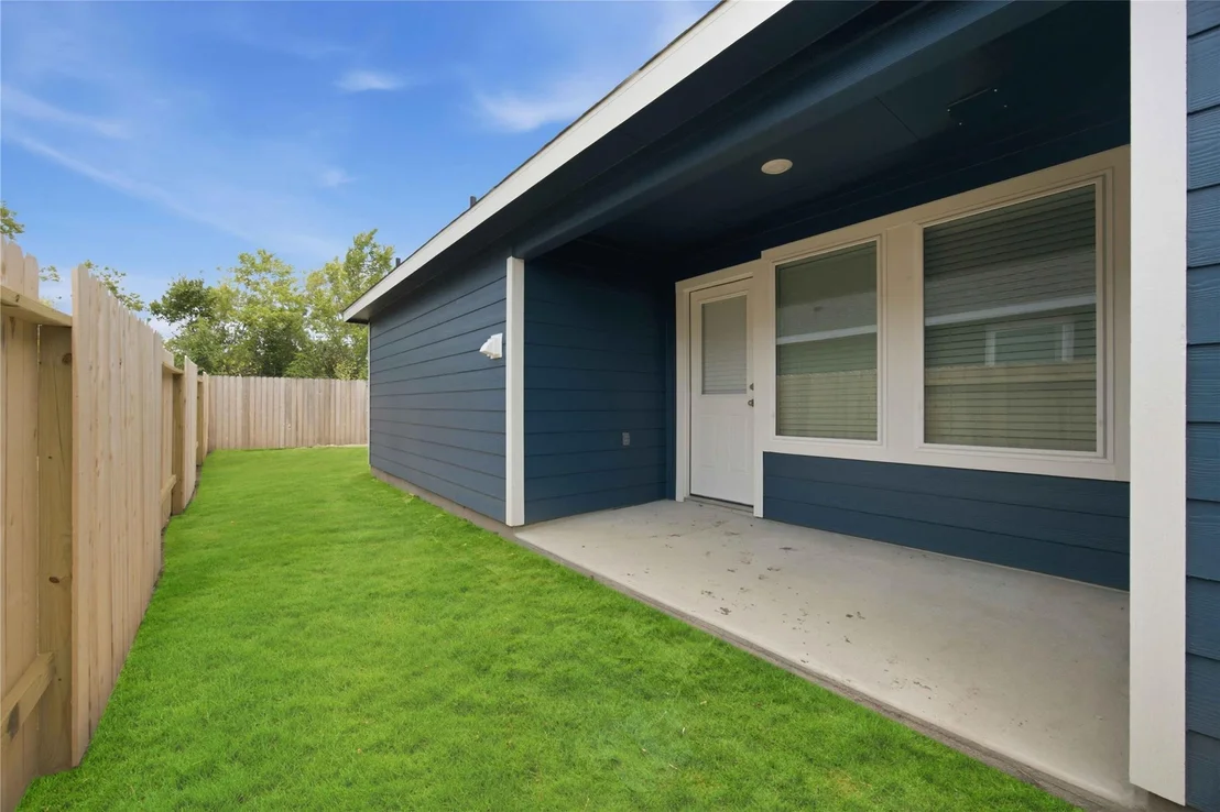 Photo of 11708 Watermelon Street