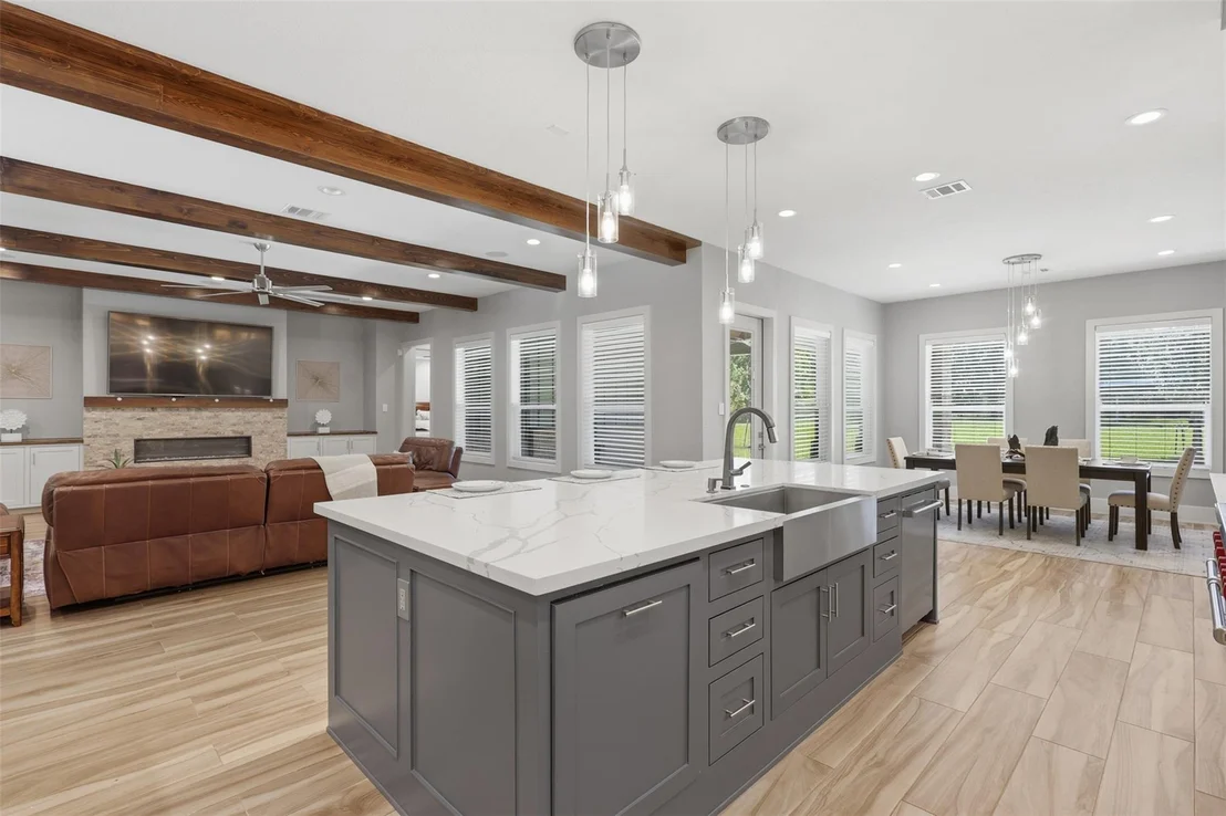 Photo of 16075 Singletree Drive