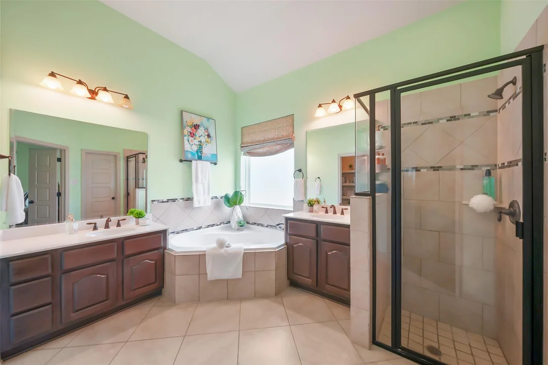Photo of 230 Lawrence Marshall Drive