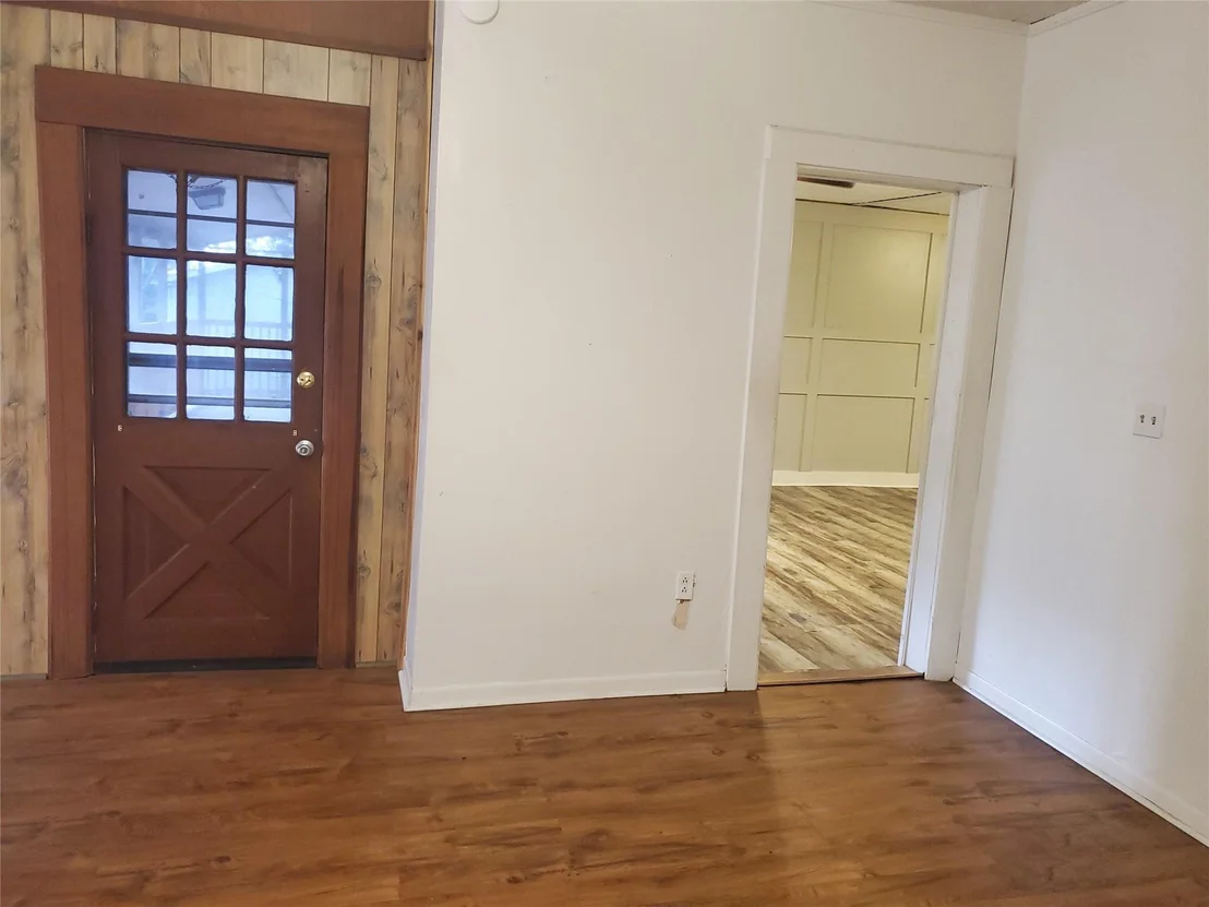 Photo of 1233 Caldwell Road
