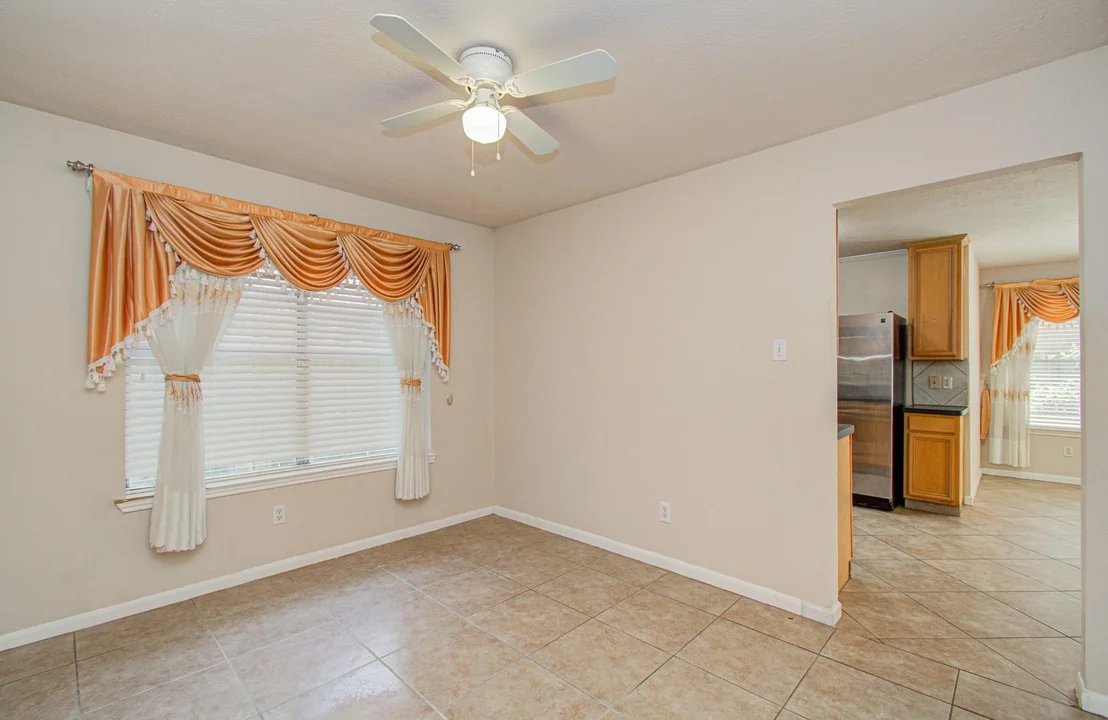 Photo of 5415 Oak Falls Drive